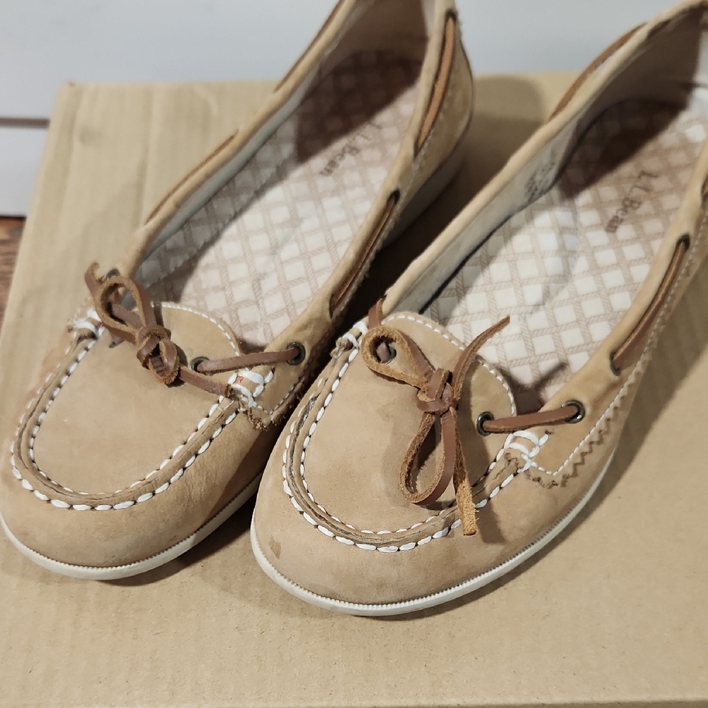 Women's Light Brown Loafers